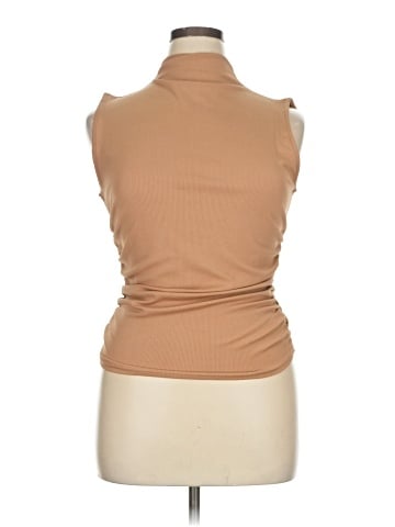 Unbranded Sleeveless Top (view 1)