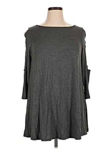 emerald 3/4 Sleeve Top (view 1)