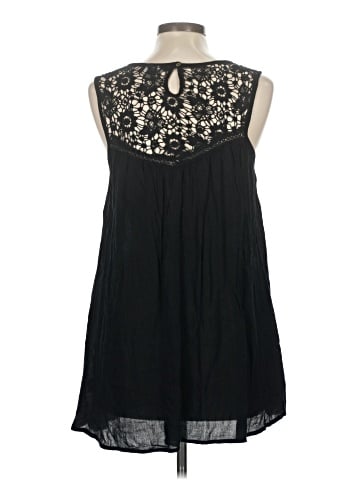 Raviya Sleeveless Blouse (view 2)