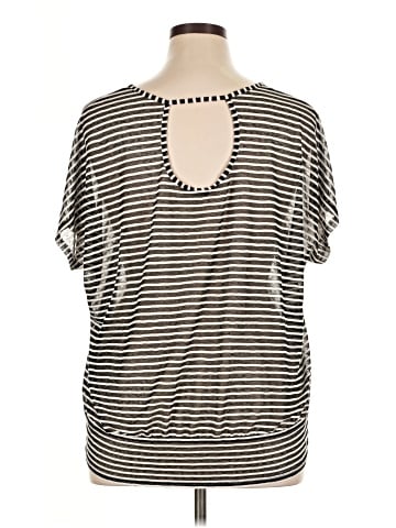 Soprano Short Sleeve T-Shirt (view 2)