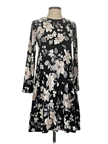 Old Navy Casual Dress (view 1)