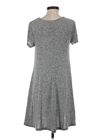 Old Navy Casual Dress (view 2)