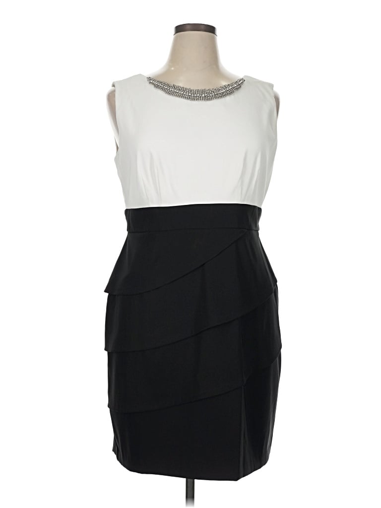 Pre-owned Signature Cocktail Dress In White