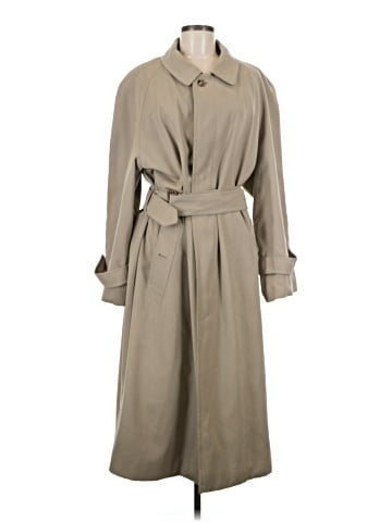 Burberry Trenchcoat (view 1)