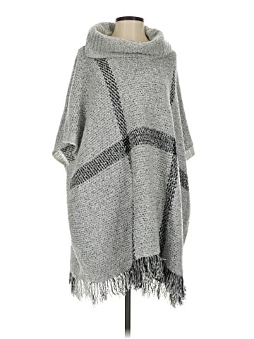 PPLA Clothing Poncho (view 1)