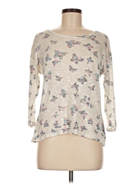 Almost Famous 3/4 Sleeve Top