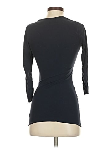 Banana Republic 3/4 Sleeve T-Shirt (view 2)