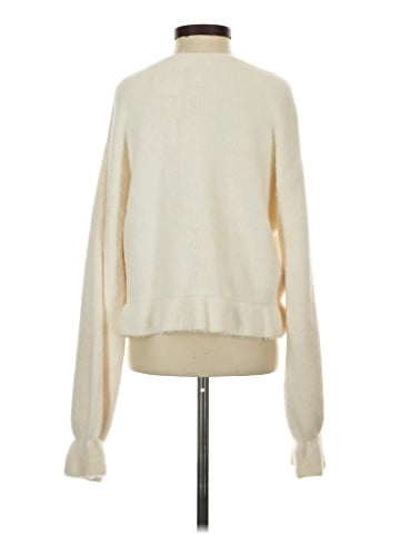 Chelsea & Violet Pullover Sweater (view 2)