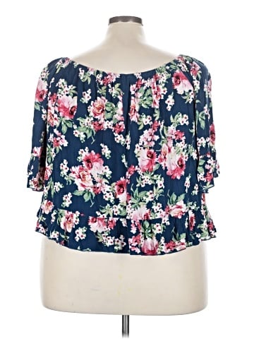 Meraki 3/4 Sleeve Blouse (view 2)