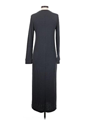 Old Navy Casual Dress (view 2)