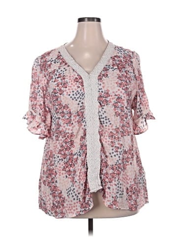 Hope & Harlow Short Sleeve Blouse (view 1)