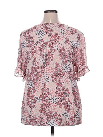 Hope & Harlow Short Sleeve Blouse (view 2)