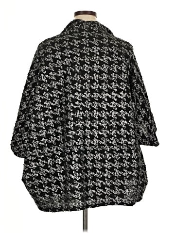 Curvesque Cardigan (view 2)