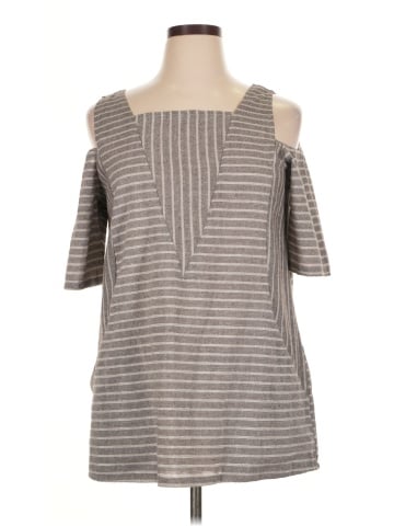 For Cynthia 3/4 Sleeve Top (view 1)