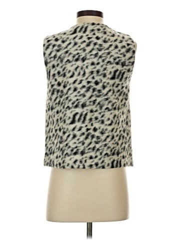 Line & Dot Sleeveless Top (view 2)