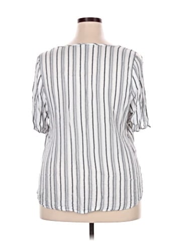 retrology Short Sleeve Blouse (view 2)