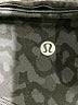 Lululemon Athletica Animal Print Black Blue Casual Pants Size 4 - photo 4