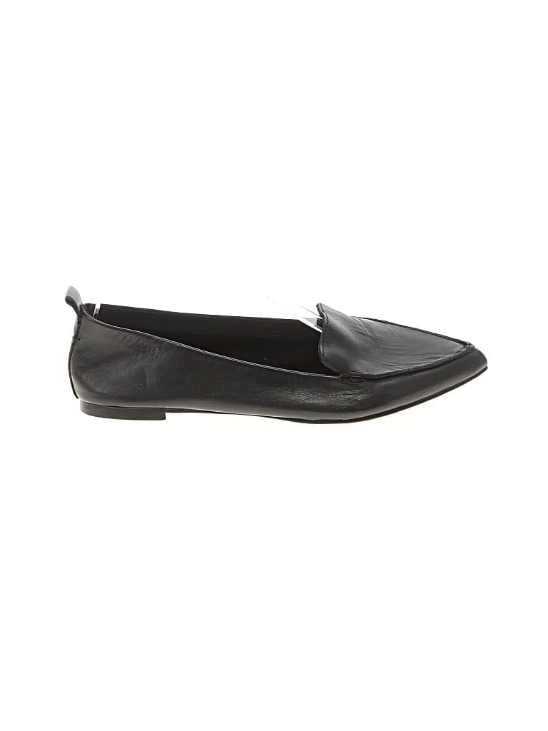Pre-owned Aldo Flats In Black