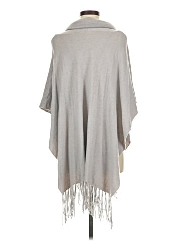 Karlie Poncho (view 2)
