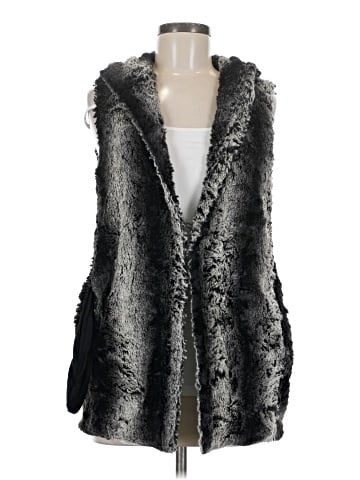 Capote Faux Fur Vest (view 1)