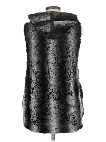 Capote Faux Fur Vest (view 2)