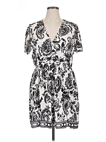 Playa Lucila Casual Dress (view 1)