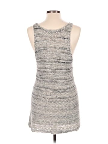 Vince. Sweater Vest (view 2)