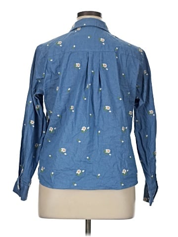 New York & Company Long Sleeve Button-Down Shirt (view 2)
