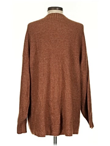 American Eagle Outfitters Pullover Sweater (view 2)