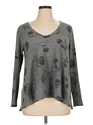 t.la 3/4 Sleeve T-Shirt (view 1)