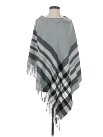 V.Fraas Poncho (view 1)