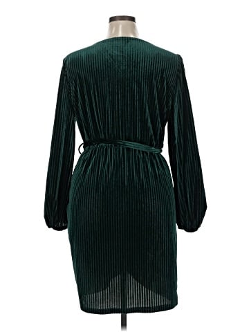 Simplee Cocktail Dress (view 2)