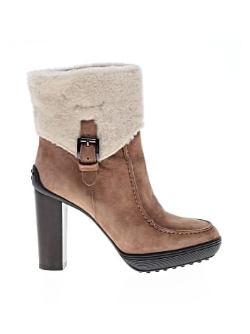 Tod's Ankle Boots (view 1)