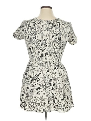Jessica Simpson Casual Dress (view 2)
