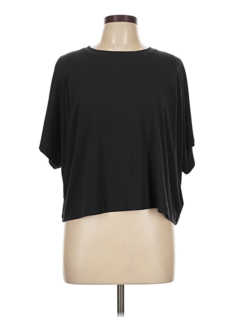 Pre-owned Athleta Short Sleeve T-shirt In Black