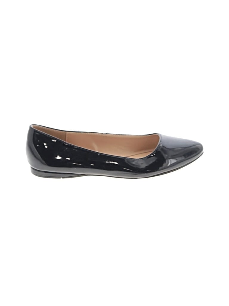 Pre-owned Cushionaire Flats In Black