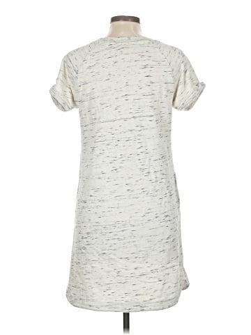 Lucy & Laurel Casual Dress (view 2)