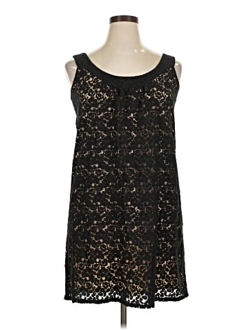 Karen Kane Casual Dress (view 1)