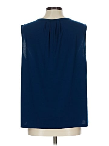 H&M Sleeveless Blouse (view 2)
