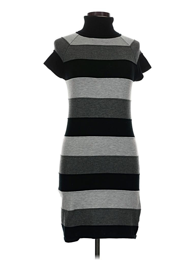 Pre-owned Xhilaration Casual Dress In Gray