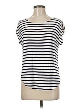 Green Envelope Short Sleeve T Shirt