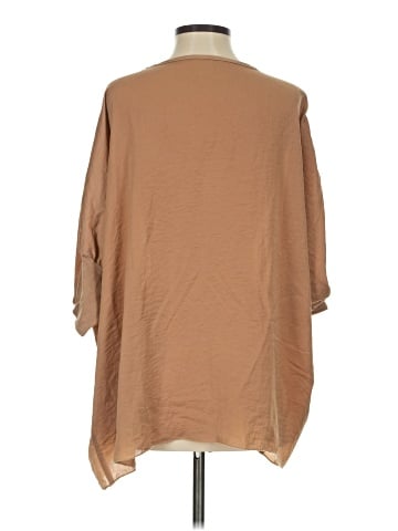 Ivy Jane 3/4 Sleeve Top (view 2)