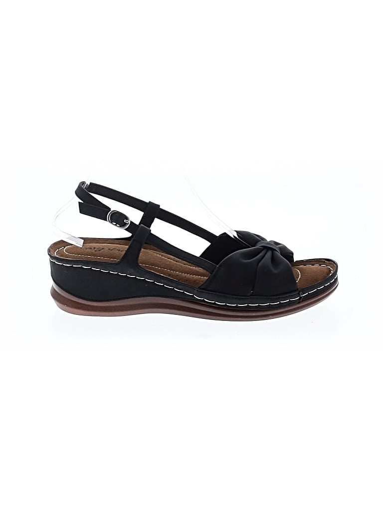 Pre-owned Easy Street Sandals In Black