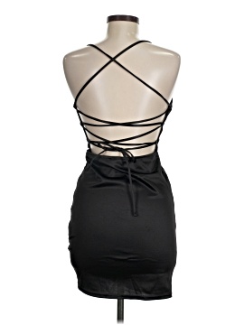 Robe Noire Forever 21 - Taille M - Dos Nu (open Back) - Sans Manches - Coupe Ajustée - Occasion Bon état