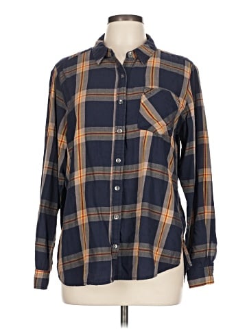 Vanilla Star Long Sleeve Button-Down Shirt (view 1)
