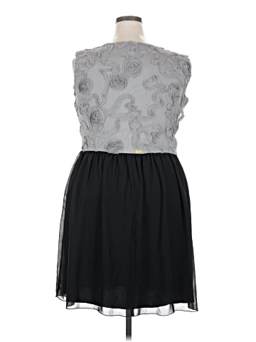 En Focus Cocktail Dress (view 2)