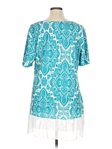 Lily by Firmiana Short Sleeve T-Shirt (view 2)