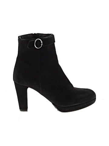C La Canadienne Ankle Boots (view 1)