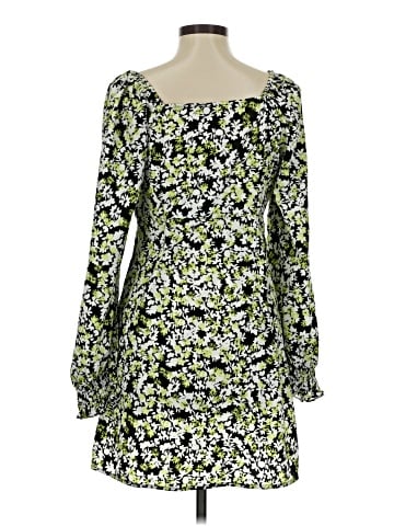 Vero Moda Casual Dress (view 2)