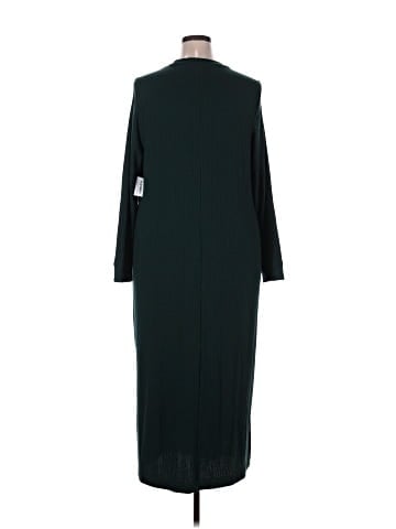 Old Navy Casual Dress (view 2)